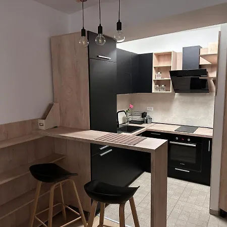 Apartment Dow - Luxury 13th Floor, Parking Skopje