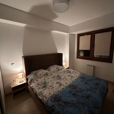Dow - Luxury 13th Floor, Parking Apartment Skopje