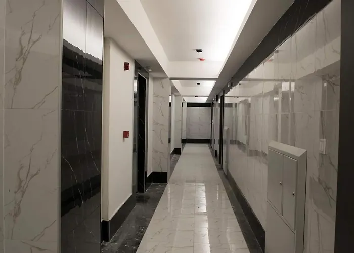 Dow - Luxury 13th Floor, Parking *